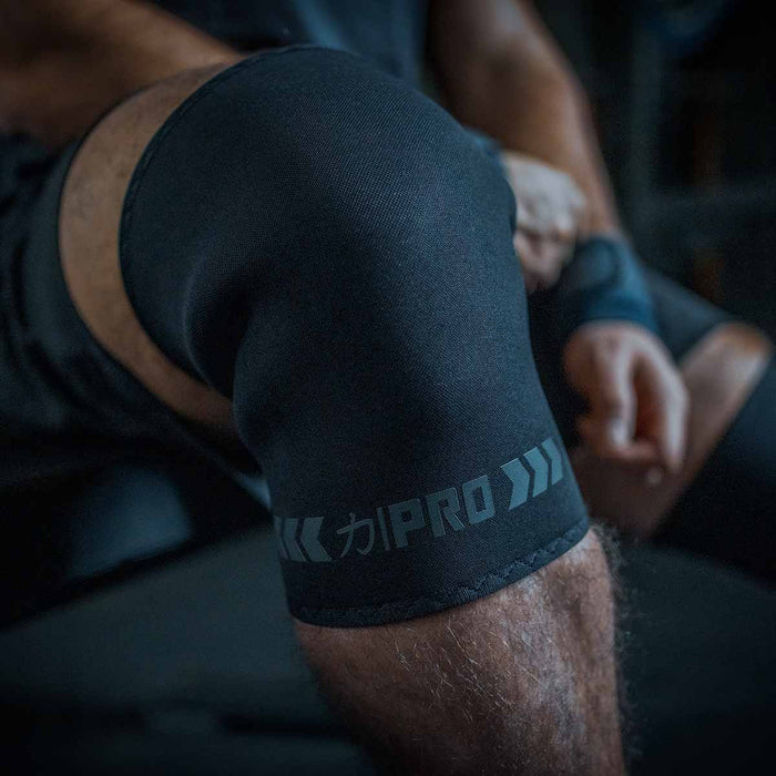 7mm Inferno PRO Knee Sleeves - Extra Stiff Neoprene - Stealth - IPF APPROVED